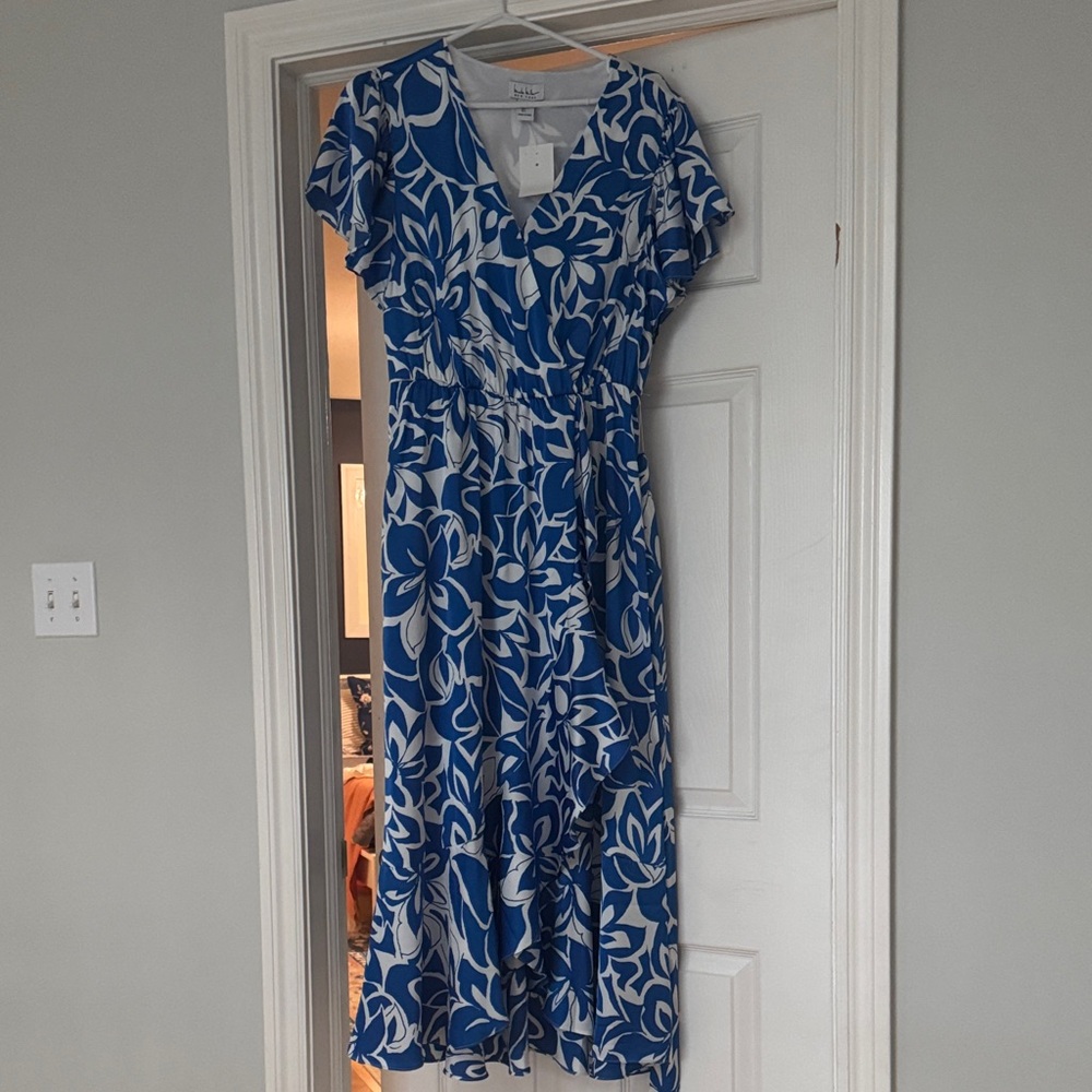 Elegant Blue and White Floral Midi Dress
